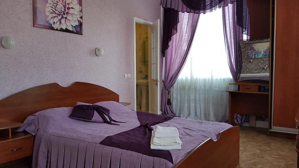 Versal Hotel Kherson Exterior photo